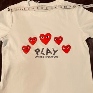 Comme des Garcons Play Red Heart White Tee